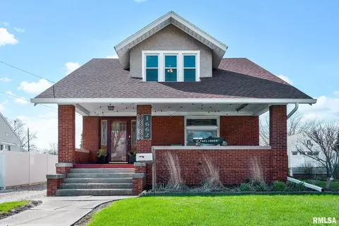 1662 E Main St, Galesburg, IL 61401