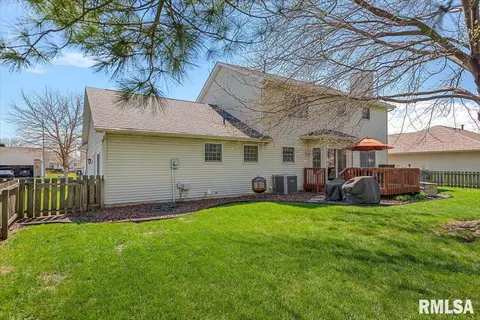 Exterior - 3725 Indian Grass Ln, Springfield, IL 62712 photo 5 of 8