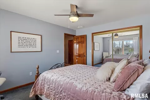 Bedroom - 3725 Indian Grass Ln, Springfield, IL 62712 photo 7 of 11