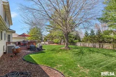 Exterior - 3725 Indian Grass Ln, Springfield, IL 62712 photo 4 of 8