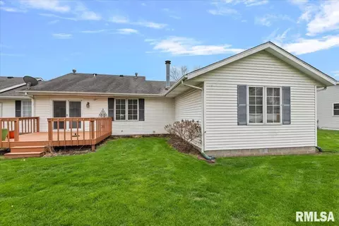 Exterior - 1805 Wren Dr, Springfield, IL 62703 photo 4 of 5