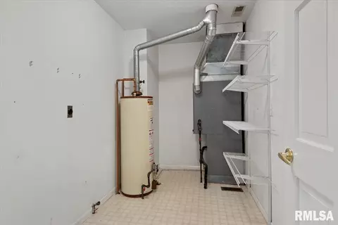 Other - 1805 Wren Dr, Springfield, IL 62703 photo 3 of 5