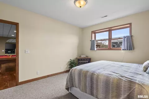 Bedroom - 6421 Winterberry Ln, Springfield, IL 62712 photo 8 of 8