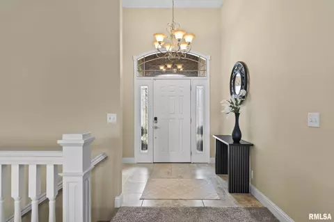 Entry Way - 6421 Winterberry Ln, Springfield, IL 62712 photo 1 of 1
