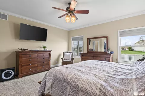 Bedroom - 6421 Winterberry Ln, Springfield, IL 62712 photo 3 of 8