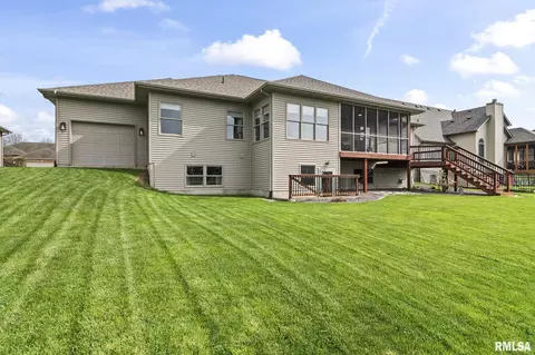 Exterior - 6421 Winterberry Ln, Springfield, IL 62712 photo 7 of 8