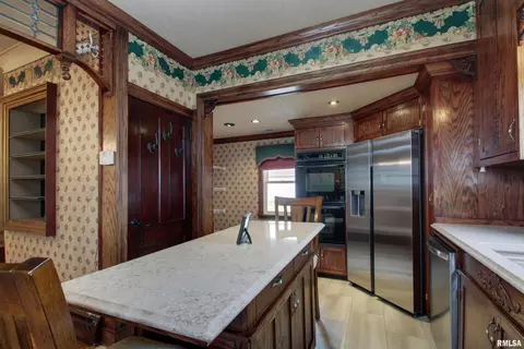 Kitchen - 309 W Edwards St, Payson, IL 62360 photo 2 of 3