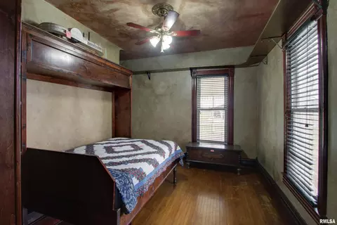 Bedroom - 309 W Edwards St, Payson, IL 62360 photo 2 of 3