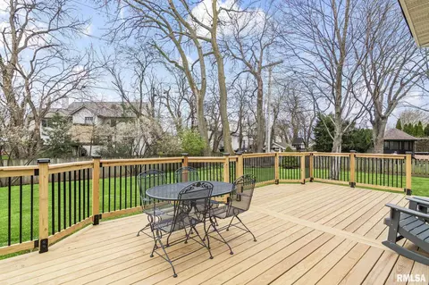Exterior - 3924 Surry Place Ln, Springfield, IL 62711 photo 8 of 8