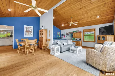 Living - 495 Kramer Rd, Avon, IL 61415 photo 2 of 4