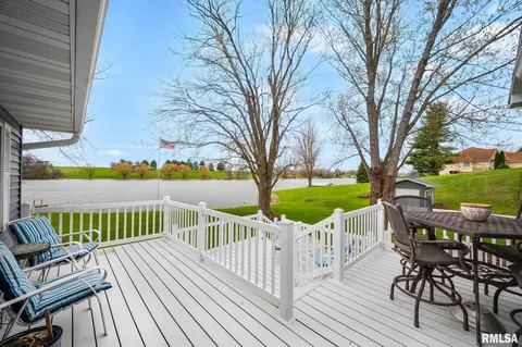 Exterior - 495 Kramer Rd, Avon, IL 61415 photo 6 of 7