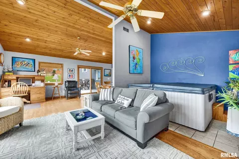 Living - 495 Kramer Rd, Avon, IL 61415 photo 3 of 4