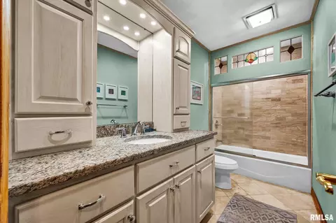 Bath - 495 Kramer Rd, Avon, IL 61415 photo 1 of 2