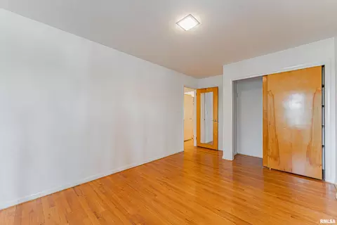 889 State Route 121, Mount Pulaski, IL 62548 photo 16