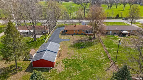 889 State Route 121, Mount Pulaski, IL 62548 photo 33