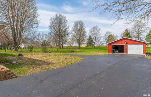 889 State Route 121, Mount Pulaski, IL 62548 photo 30