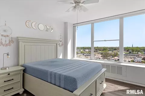 Bedroom - 718 S 7th St, Springfield, IL 62704 photo 1 of 4