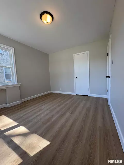 Bedroom - 3229 Enos Ave, Springfield, IL 62702 photo 4 of 4