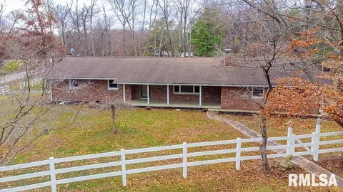 439 E Glenwood Ave, Olney, IL 62450