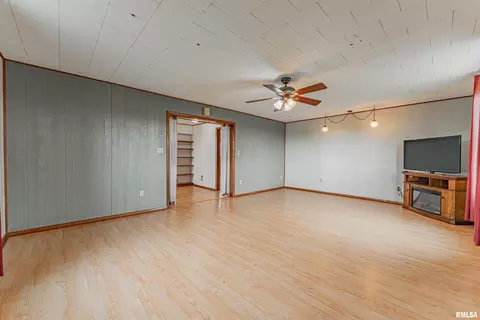 543 1500 Ave, Mount Pulaski, IL 62548 photo 18