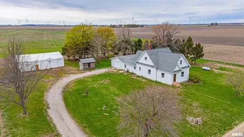543 1500 Ave, Mount Pulaski, IL 62548 photo 2