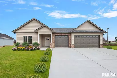 2932 Happy Landing Dr, Springfield, IL 62711