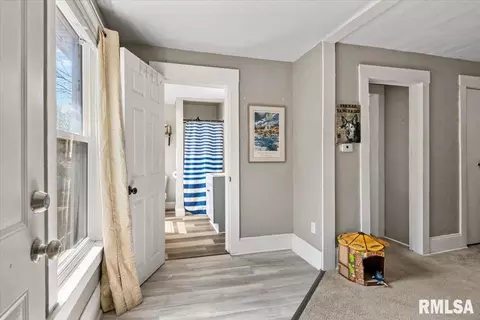Entry Way - 1901 S Spring St, Springfield, IL 62704 photo 5 of 5