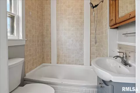 Bath - 1901 S Spring St, Springfield, IL 62704 photo 1 of 2