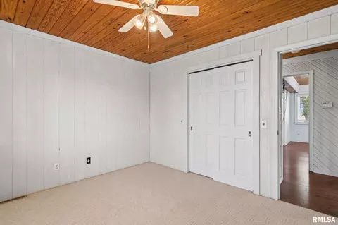 Bedroom - 2784 Hilltop Rd, Springfield, IL 62712 photo 7 of 9