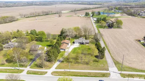 View/Area - 2784 Hilltop Rd, Springfield, IL 62712 photo 2 of 10