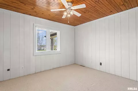 Bedroom - 2784 Hilltop Rd, Springfield, IL 62712 photo 9 of 9