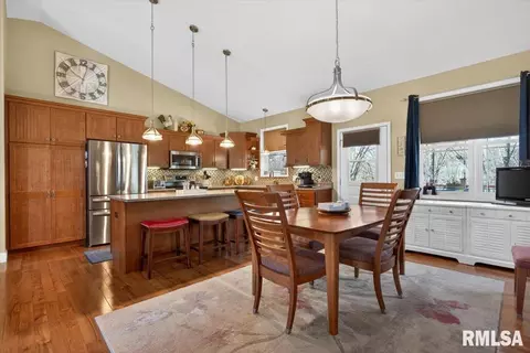 603 Loft Ln, Athens, IL 62613 photo 10