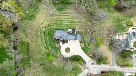 View/Area - 1 Hillcrest Rd, Springfield, IL 62704 photo 1 of 11
