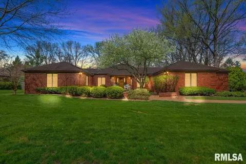 2223 Cardinal Dr, Springfield, IL 62704