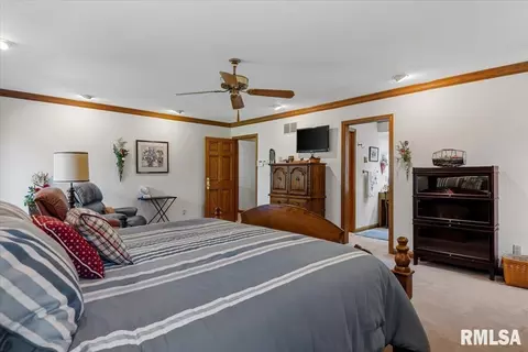 Bedroom - 2223 Cardinal Dr, Springfield, IL 62704 photo 3 of 10
