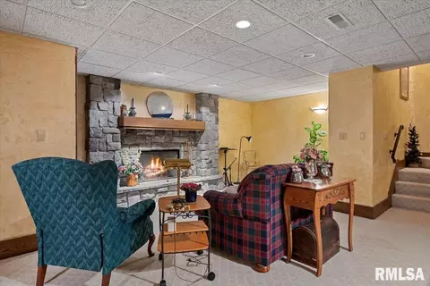 Other - 2223 Cardinal Dr, Springfield, IL 62704 photo 9 of 24