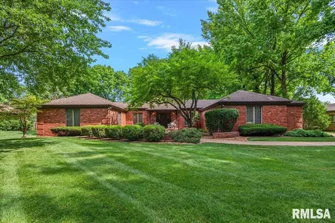 2223 Cardinal Dr, Springfield, IL 62704