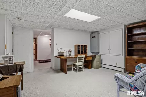 Other - 2223 Cardinal Dr, Springfield, IL 62704 photo 19 of 24