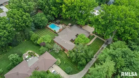 View/Area - 2223 Cardinal Dr, Springfield, IL 62704 photo 1 of 2