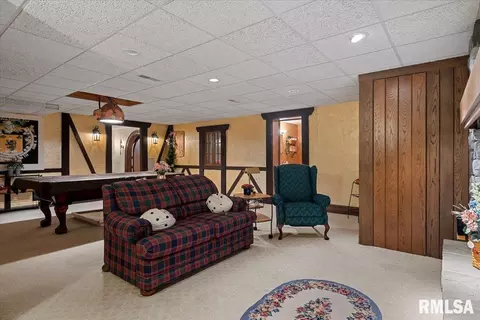 Other - 2223 Cardinal Dr, Springfield, IL 62704 photo 10 of 24