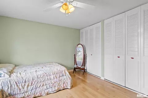 Bedroom - 8 Arabian Trl, Springfield, IL 62702 photo 6 of 8