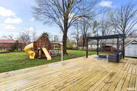 Exterior - 8 Arabian Trl, Springfield, IL 62702 photo 4 of 6