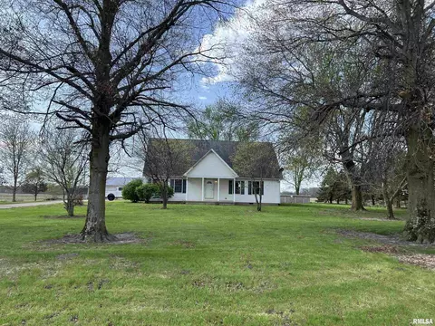 1467 Old Route 36 Hwy, Winchester, IL 62694