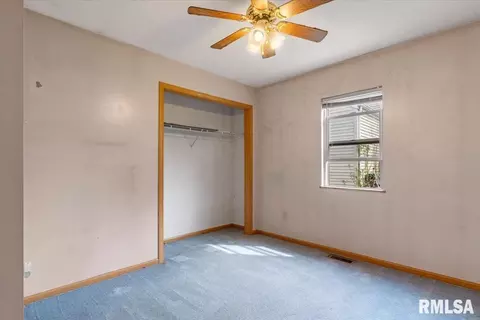 Bedroom - 905 Helene St, Springfield, IL 62702 photo 1 of 4