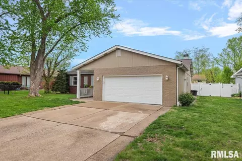 Other - 2637 Sarona Rd, Springfield, IL 62704 photo 2 of 15