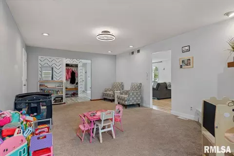 Other - 2637 Sarona Rd, Springfield, IL 62704 photo 4 of 15