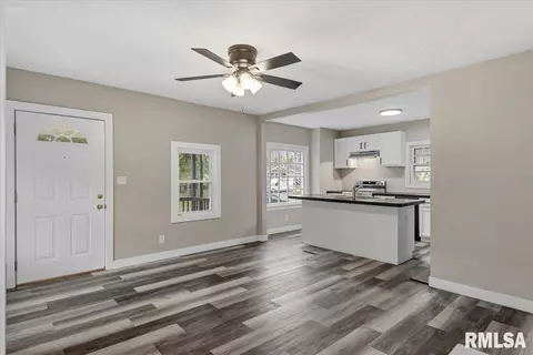 2128 S Lowell Ave, Springfield, IL 62704 photo 5