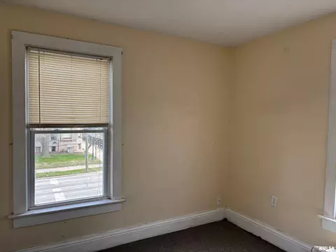 Bedroom - 230 E Lawrence Ave, Springfield, IL 62704 photo 5 of 7