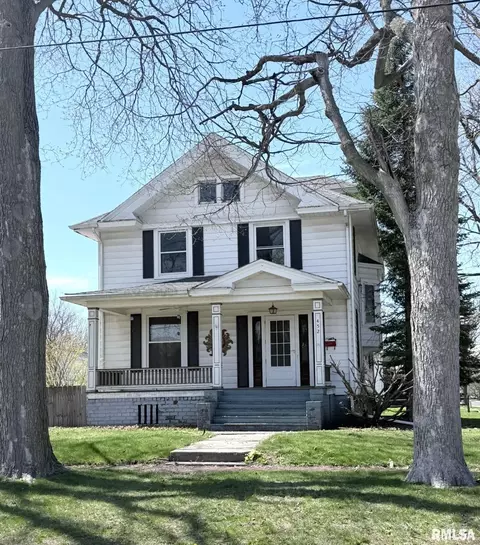 452 Jefferson St, Galesburg, IL 61401