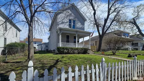 1330 N 6th St, Quincy, IL 62301